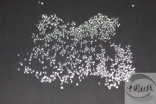 连云金属表面处理厂喷砂玻璃微珠清理